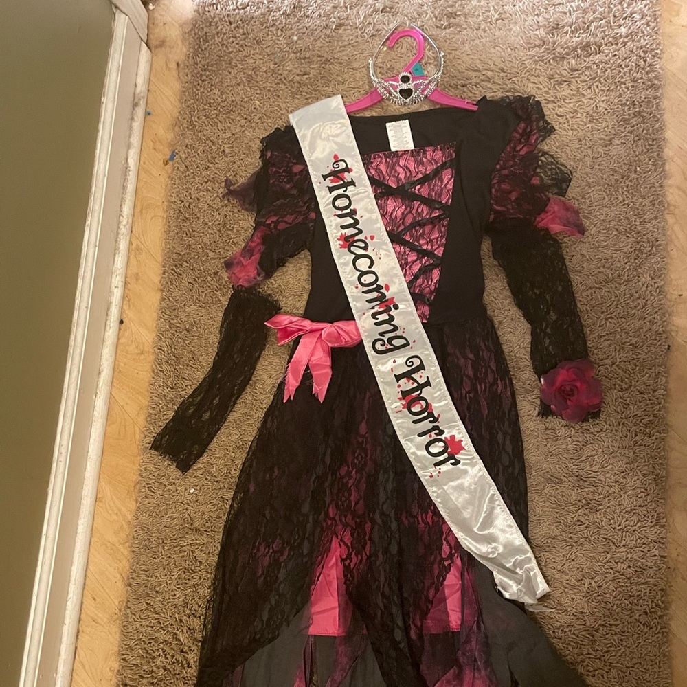 Girls Halloween costume